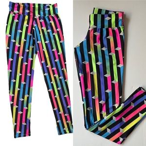 COPY - Graphic geometric workout leggings NWOT M